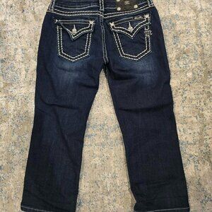 Miss Me Capris 29 Waist